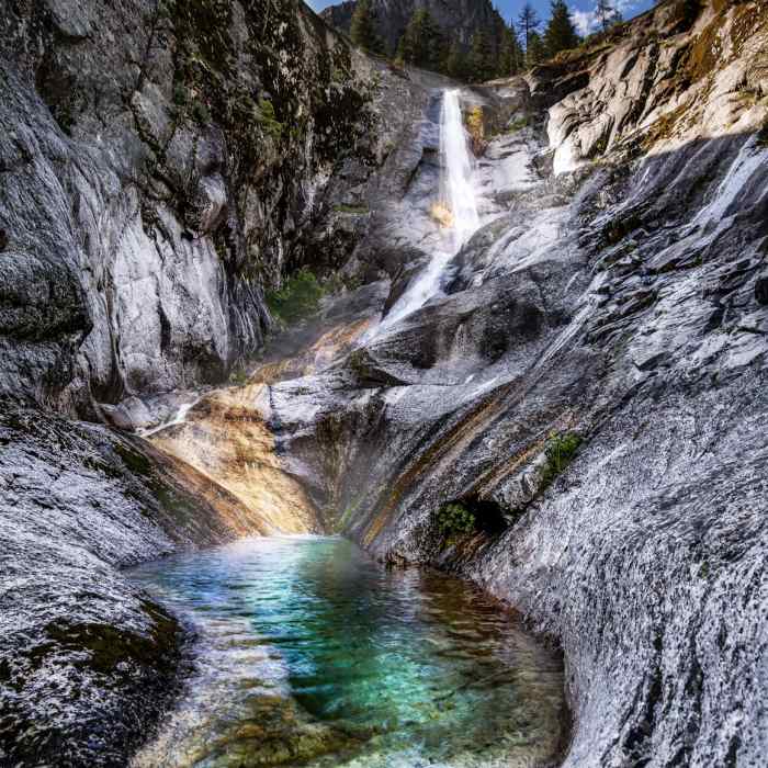 Near Root Creek Falls