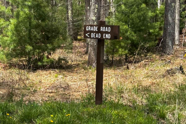 Grade Road