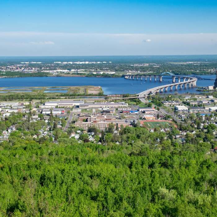 Near Brewer Park Loop Near Brewer Park Loop