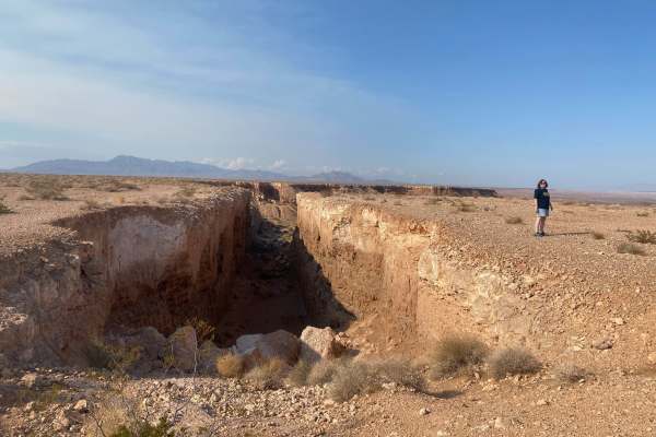 Gold Butte to Double Negative
