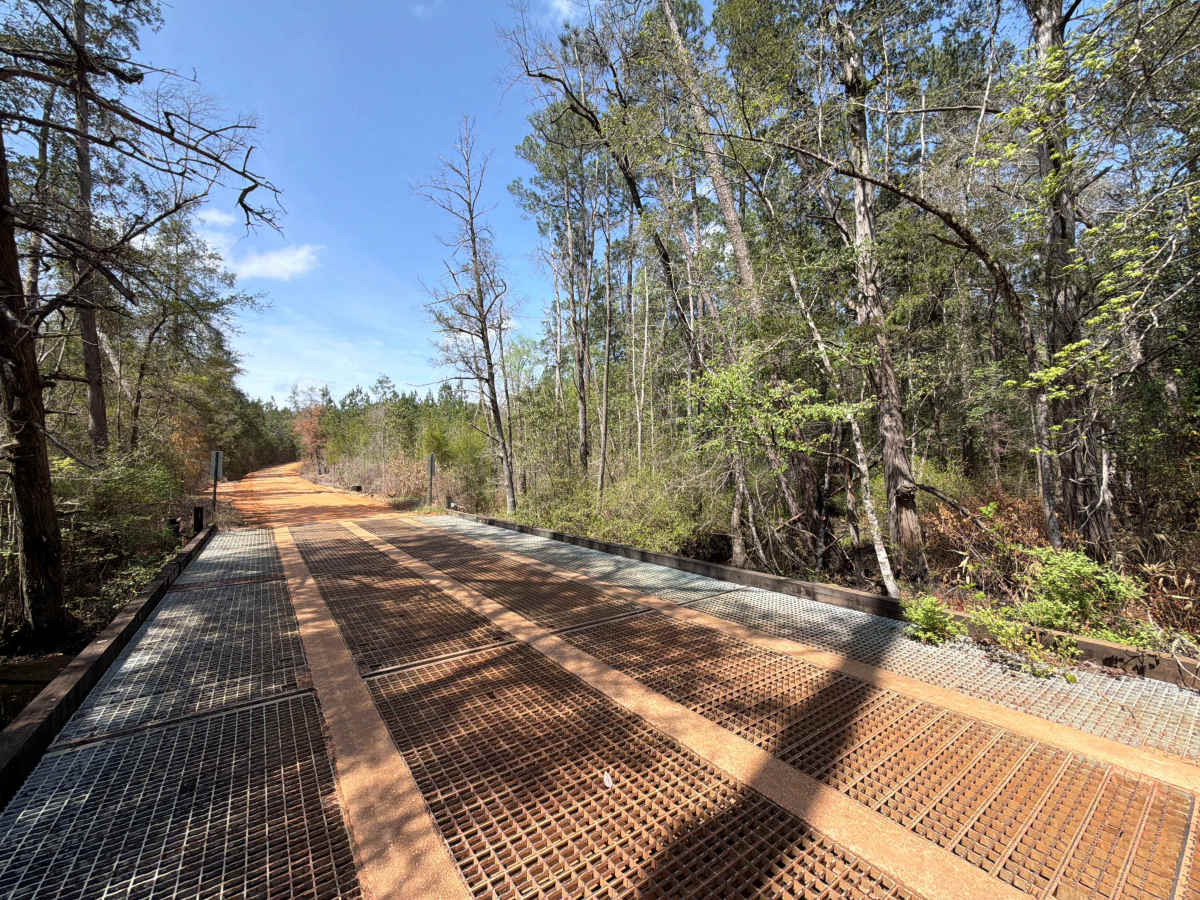 Overstreet Road trail photo