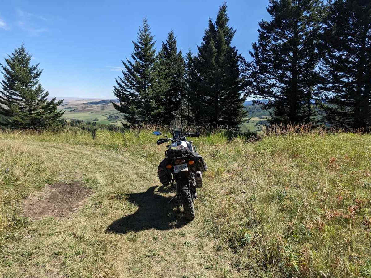 Porcupine Hills Trail 43 photo 4