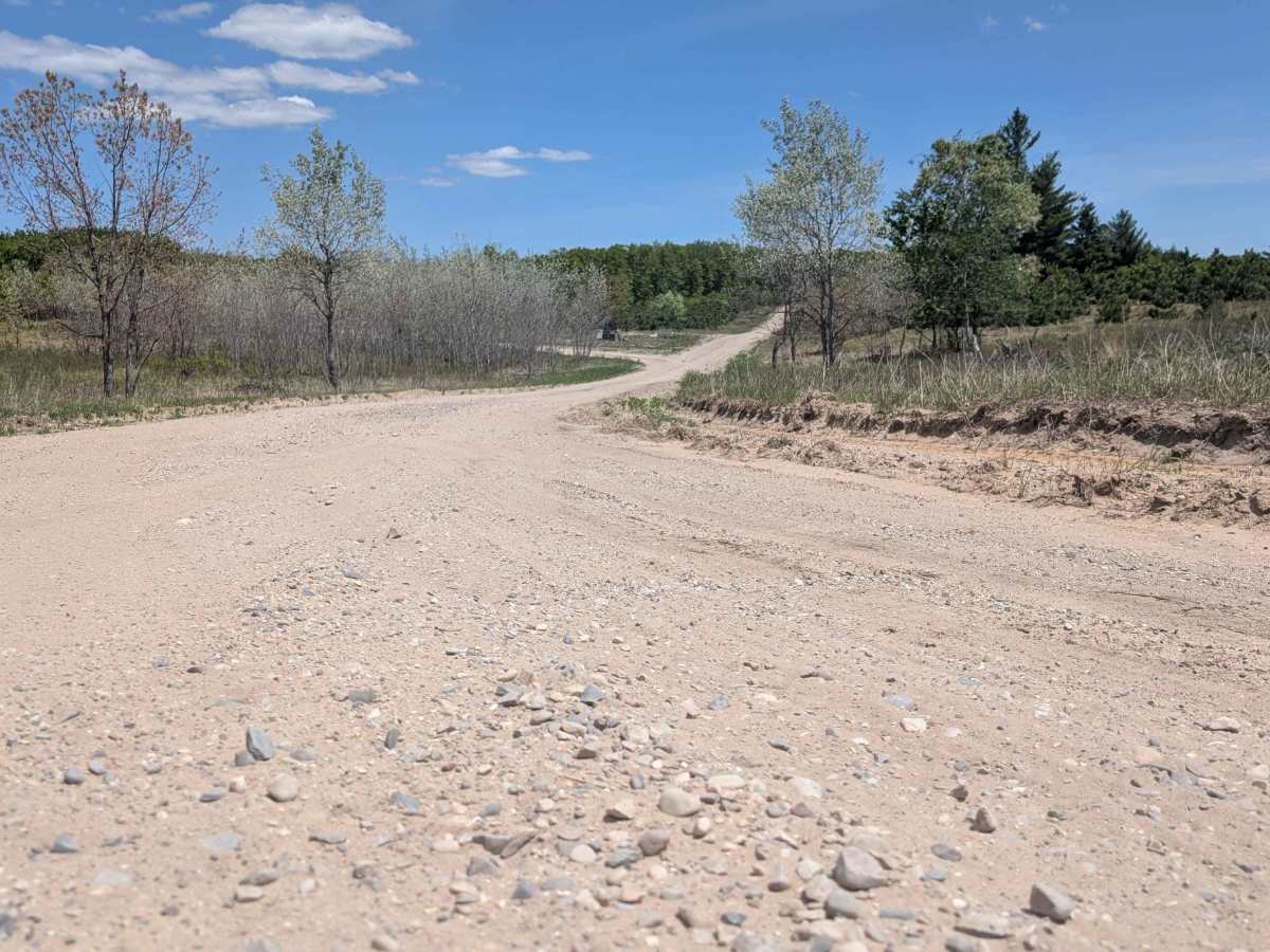 Ten Point Rd SE trail photo
