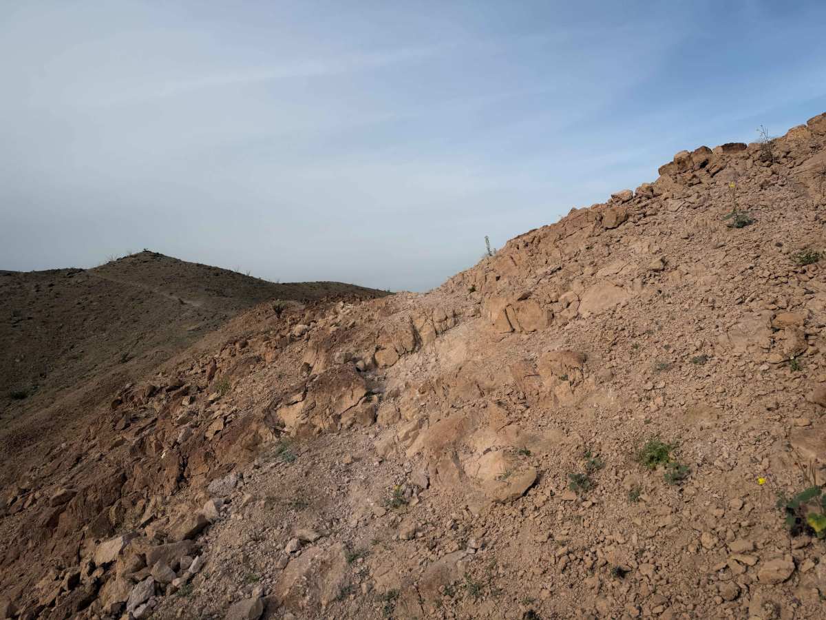 Mano a Mano  trail photo