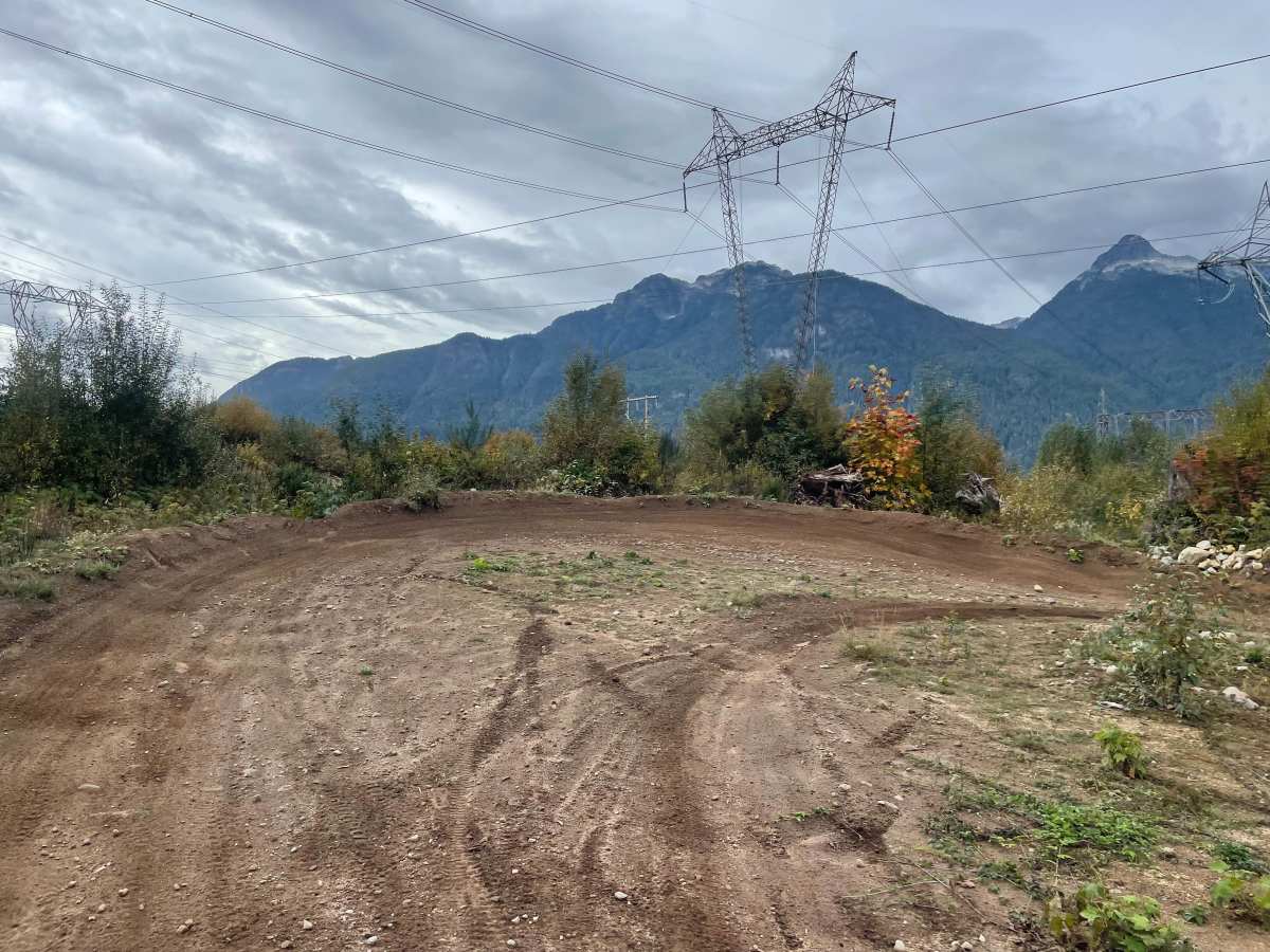 Brackendale MX Track trail photo
