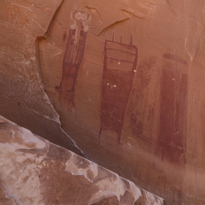 Near Black Dragon Pictograph Route