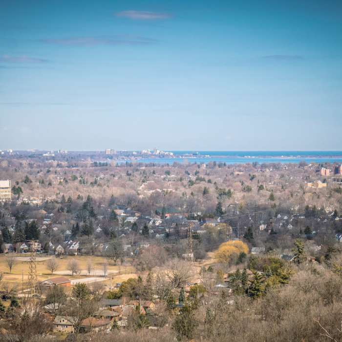 Near Bruce Trail: Iroquoia Heights