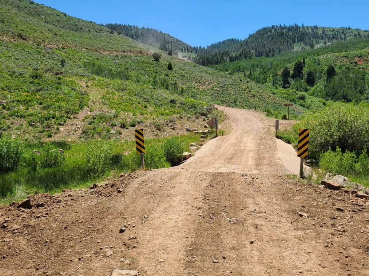 Hardware Ranch to Bear Lake trail photo
