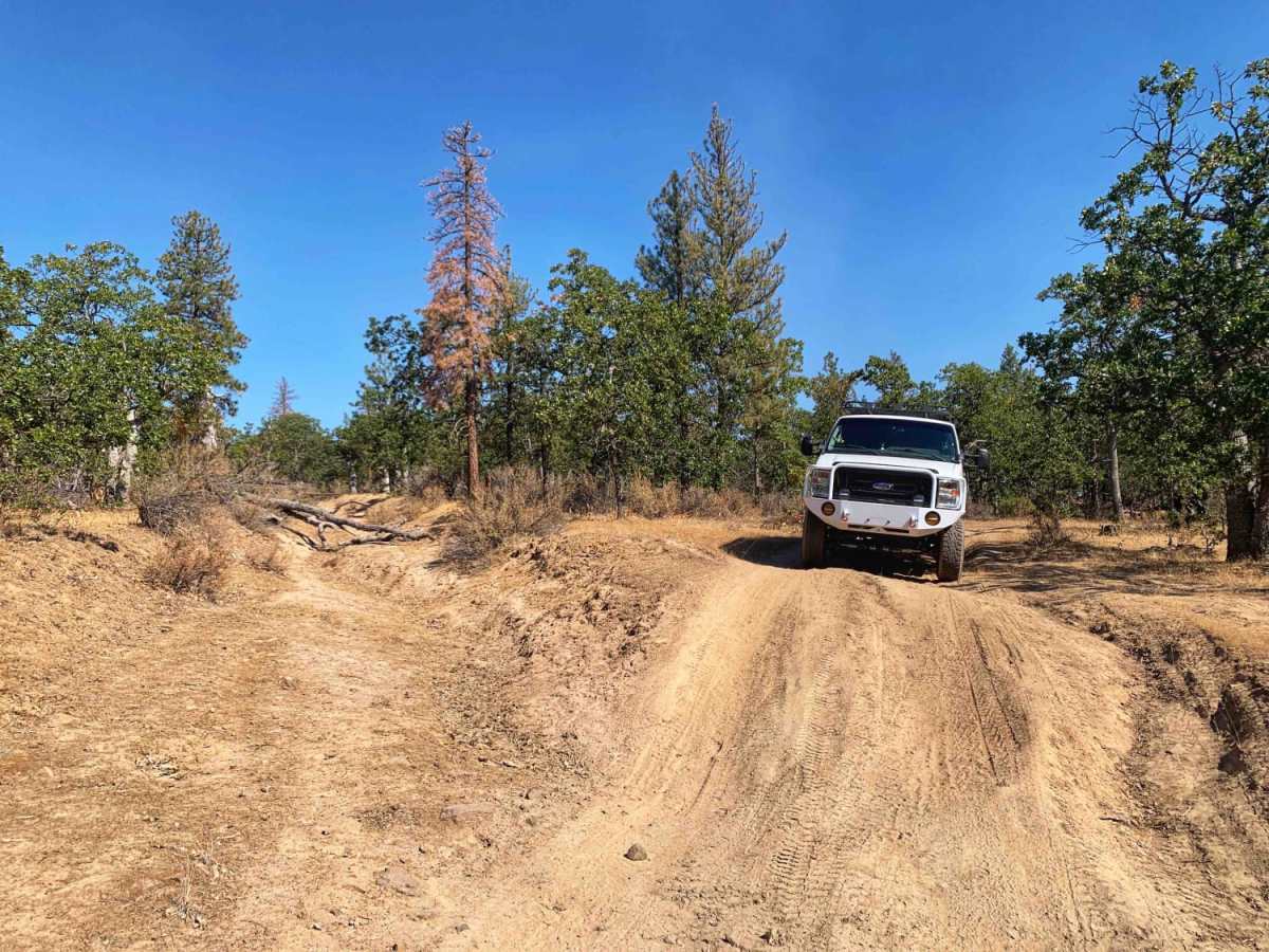 Little Badger Creek South Road photo 6