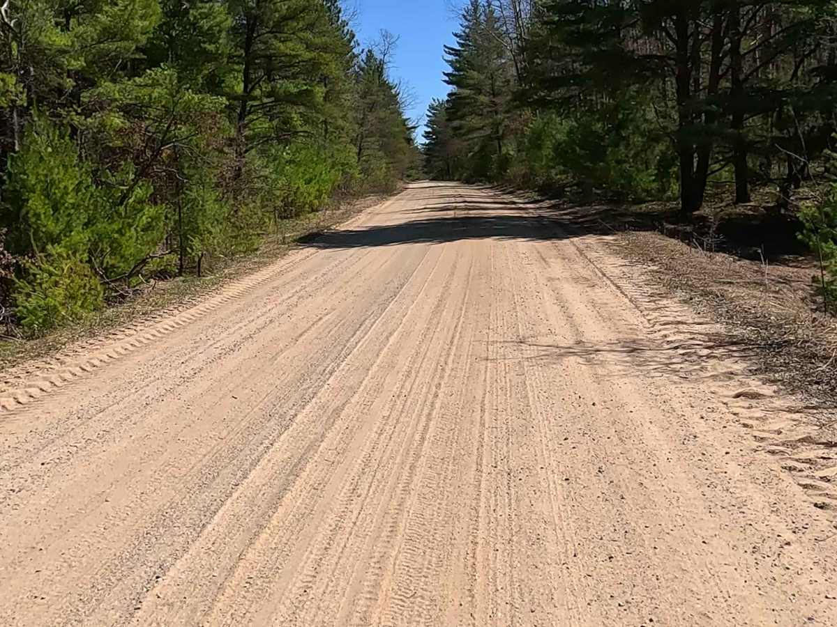 Hughes Lake Road - FS 4328 photo 6