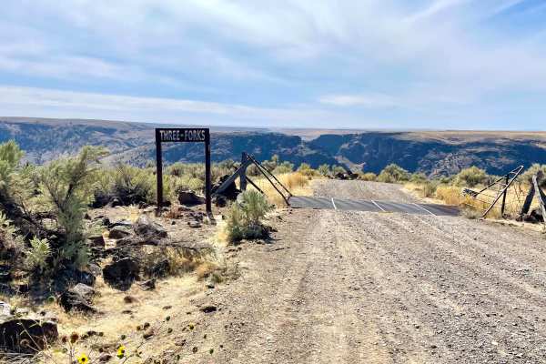 Fenwick Road Switchbacks