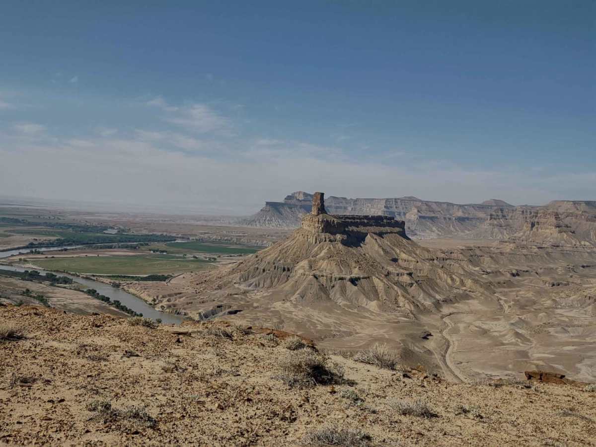 Tusher Canyon Rim trail photo