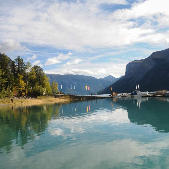 Lake Minnewanka has a day use area from which you can access the Stewart Canyon Trail or go for a boat ride if you fancy. Near Stewart Canyon Trail