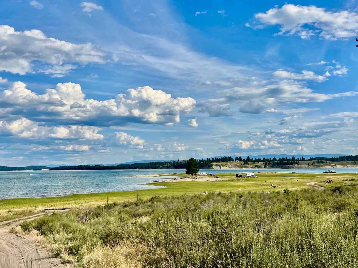 Strauss South trail photo