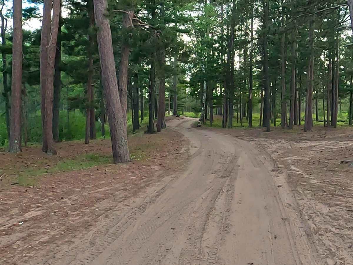 Huron Road photo 5