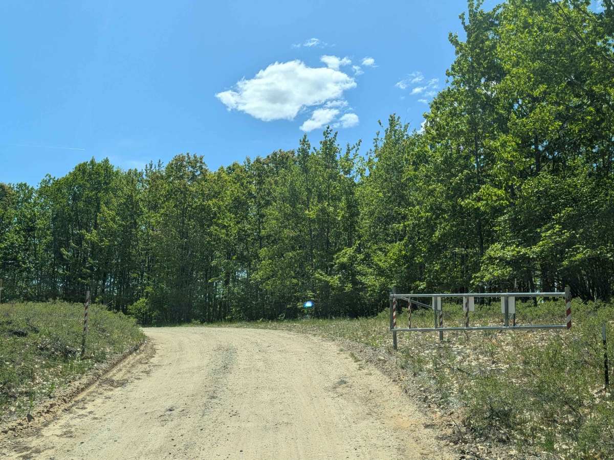 Ten Point Rd SE photo 6