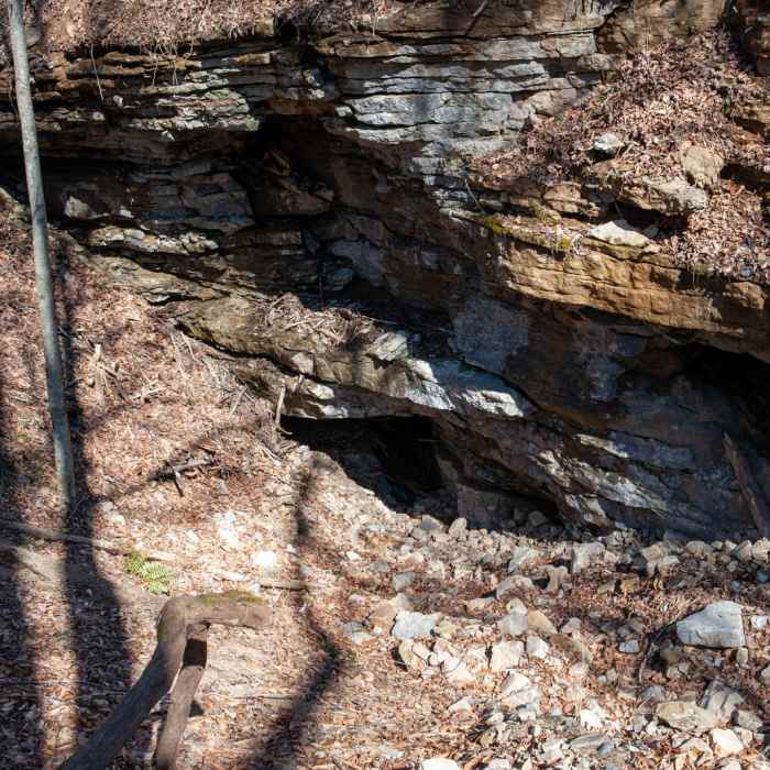 Near Prater Place and Hemlock Falls