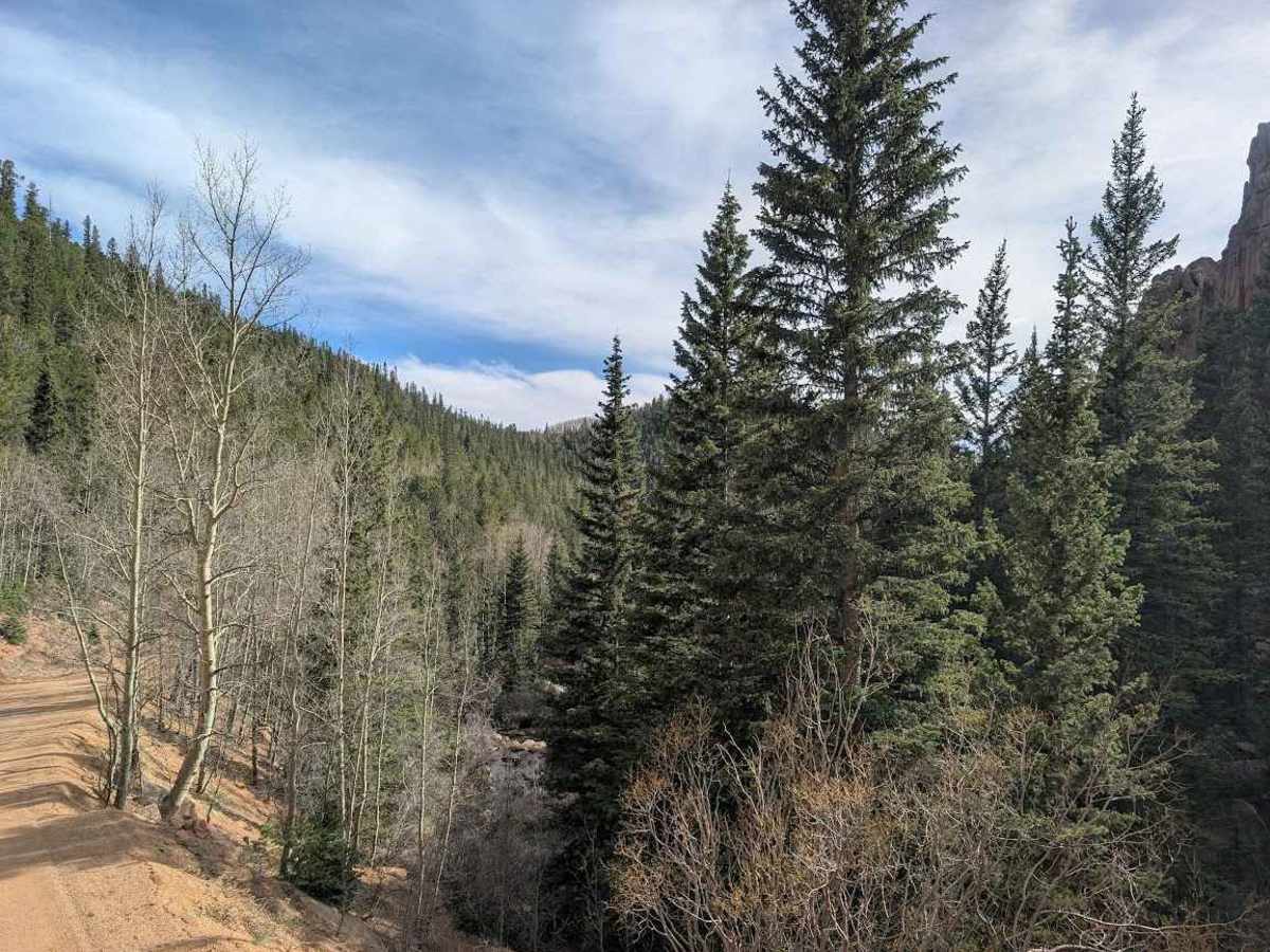 Seven Lakes Road photo 4