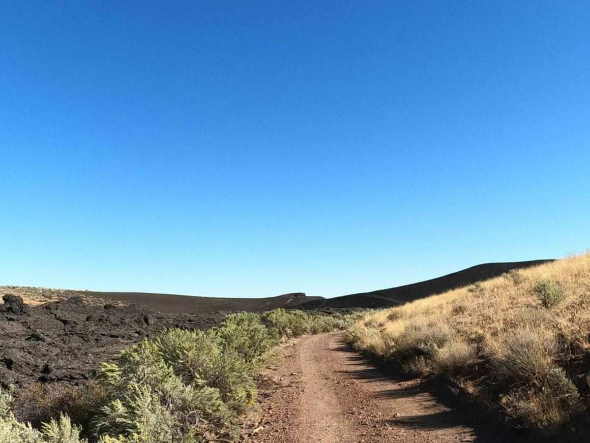 Coffeepot Crater Road photo 3