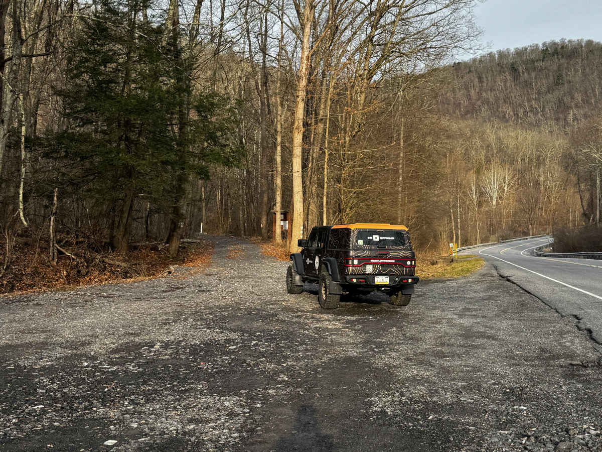 Baker Run Road trail photo