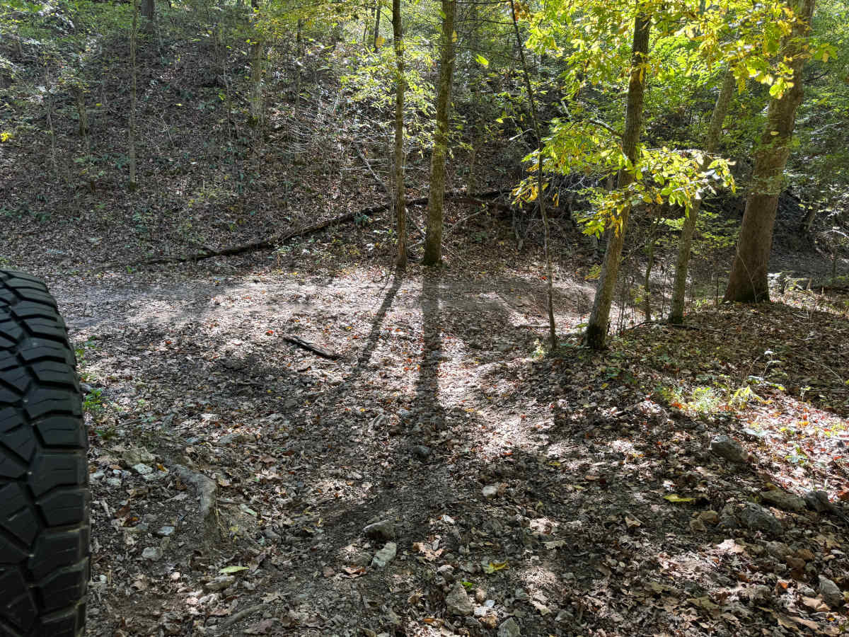 Middle Road photo 4