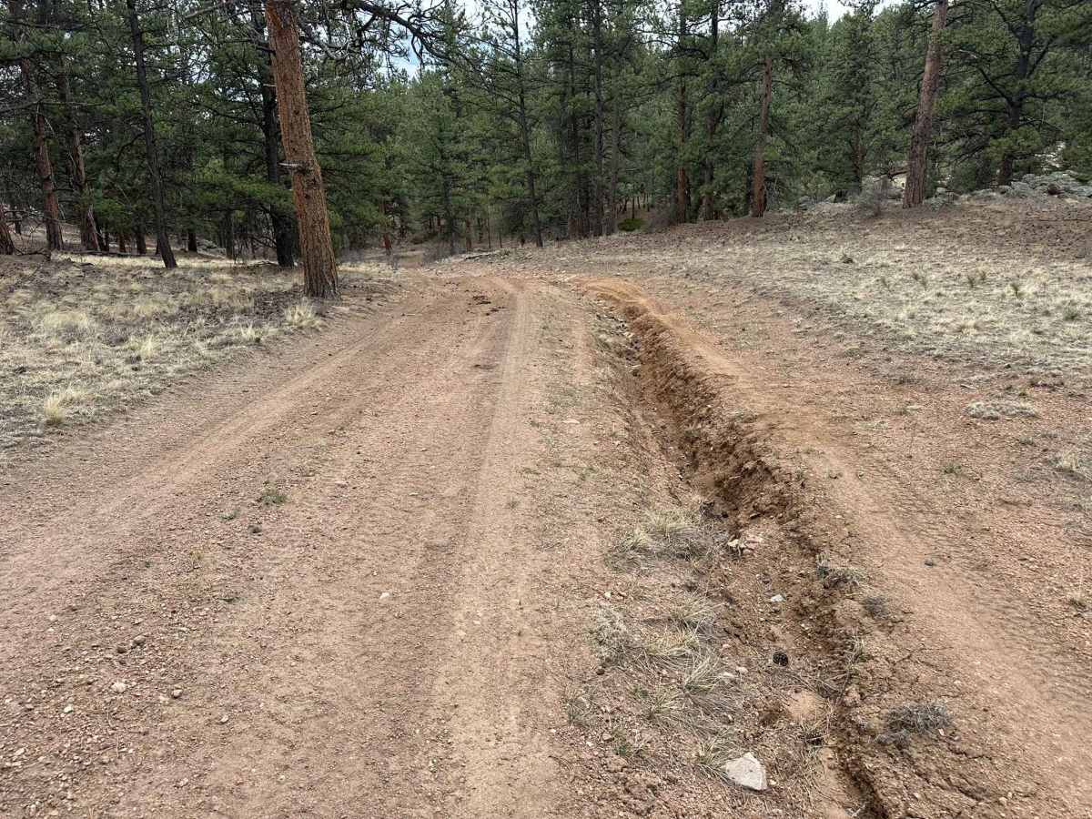 Figure 9 Road photo 4