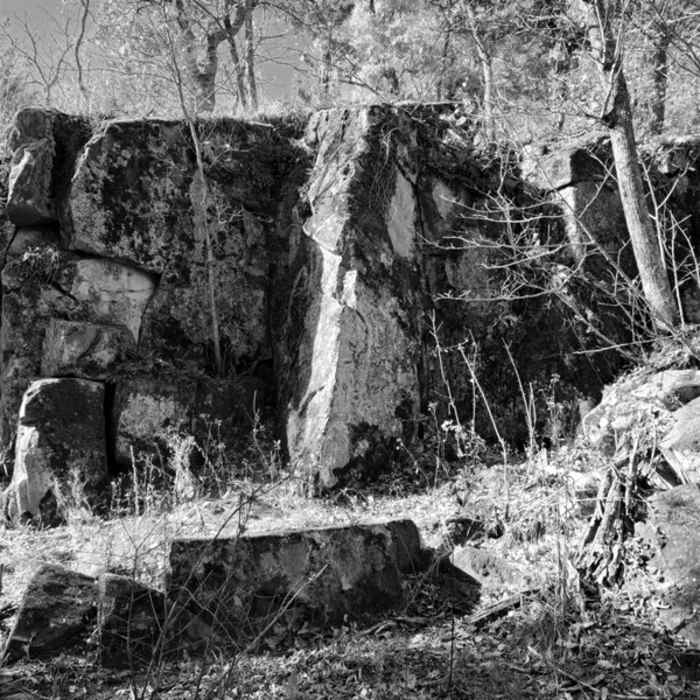 A basalt outcrop along the Chisago Loop. Near River View Trail (Osceola Loop)