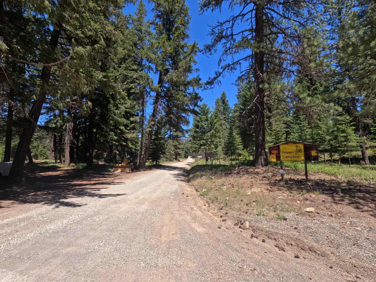 North Fork Teanaway Road - FS 9737 trail photo