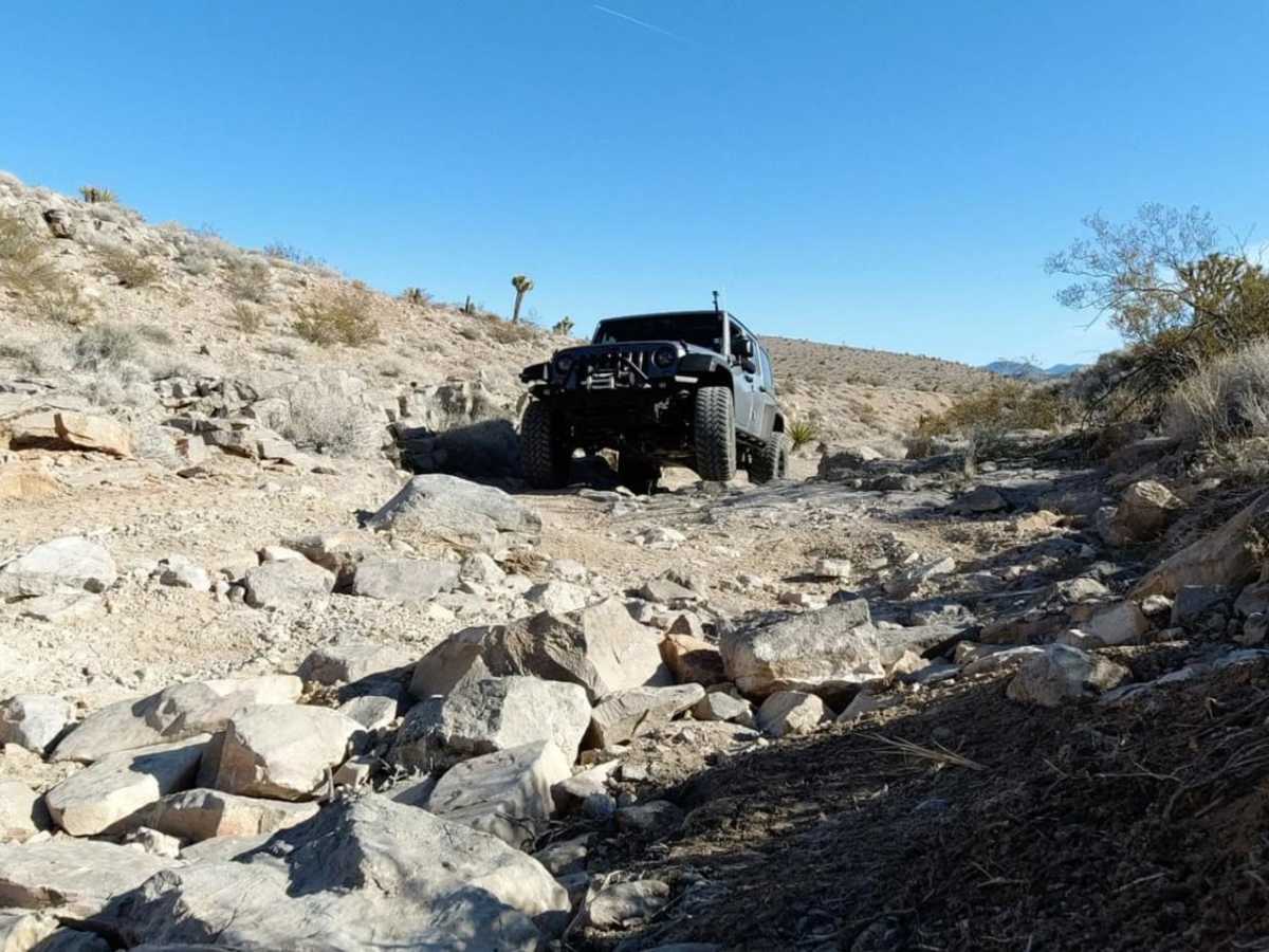 Railroad Canyon trail photo