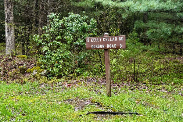 Kelly Cellar Road