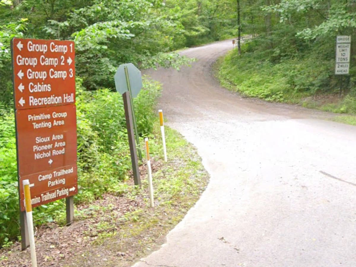 Nichol Road trail photo