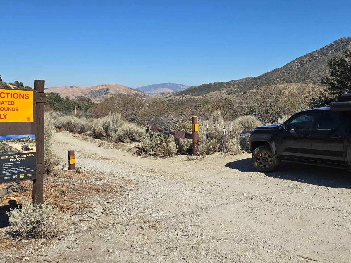 Edison Road (9N01) / Picnic Peak trail photo