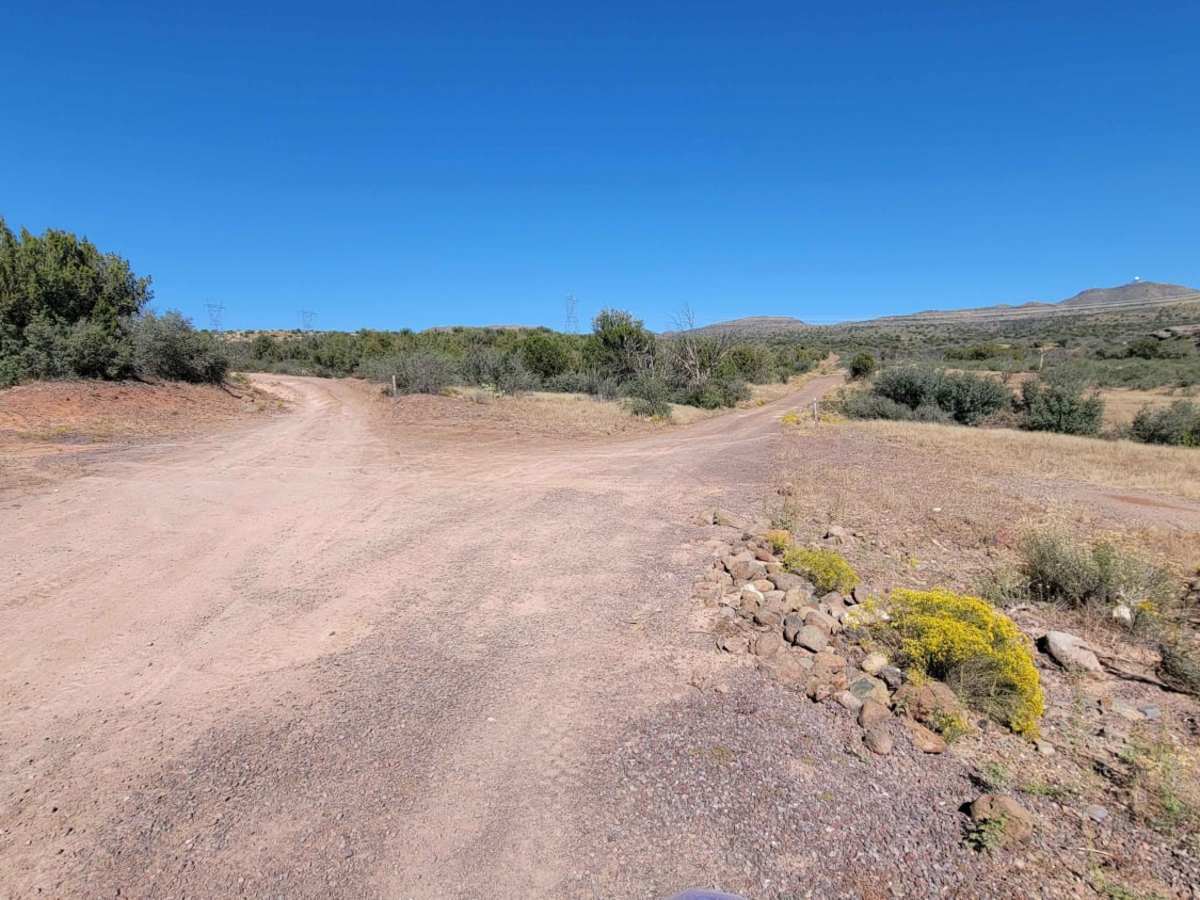Walnut Spring Trail photo 5
