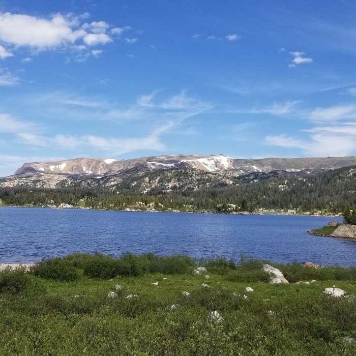 Near Island Lake to Beartooth Lake