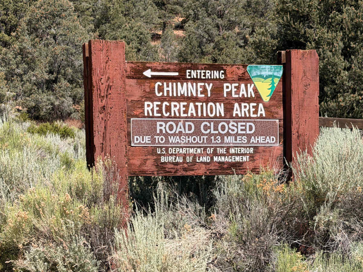 Chimney Basin Road photo 4