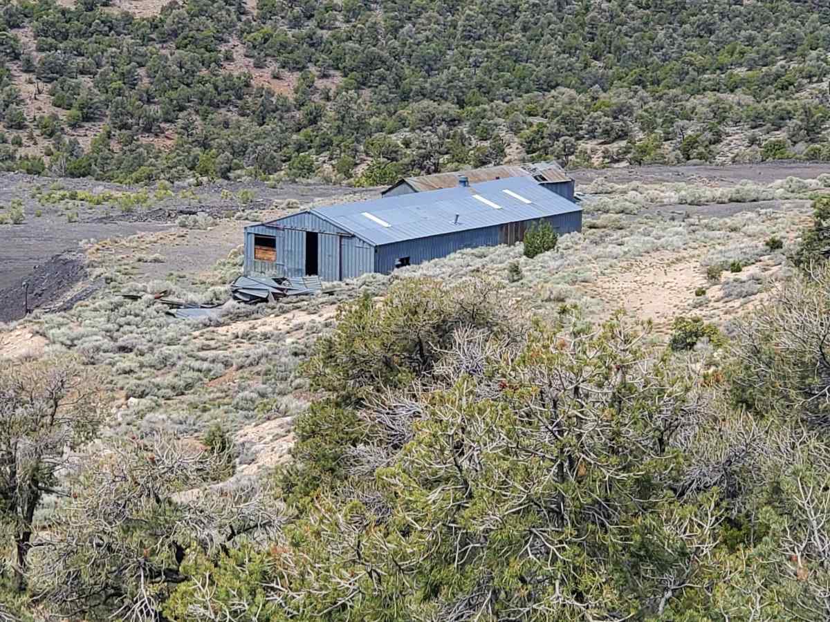 Comet Mine Road photo 4