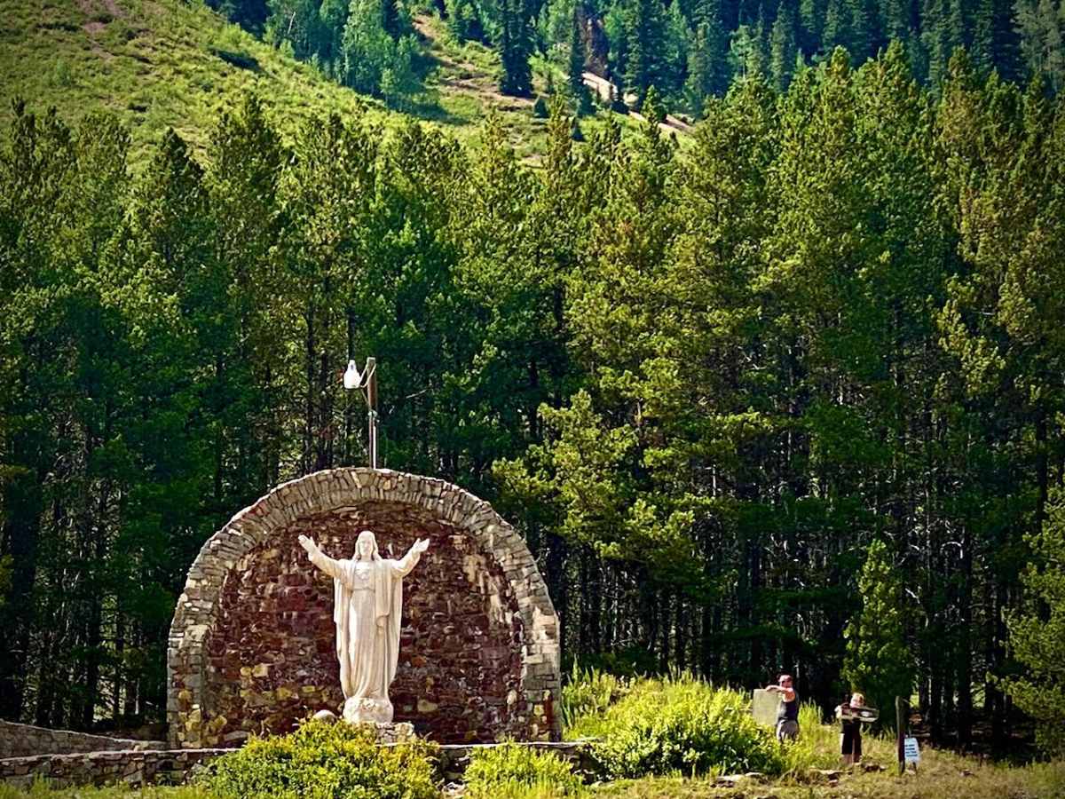 Cty Rd 6 - Christ of the Mines Shrine photo 5