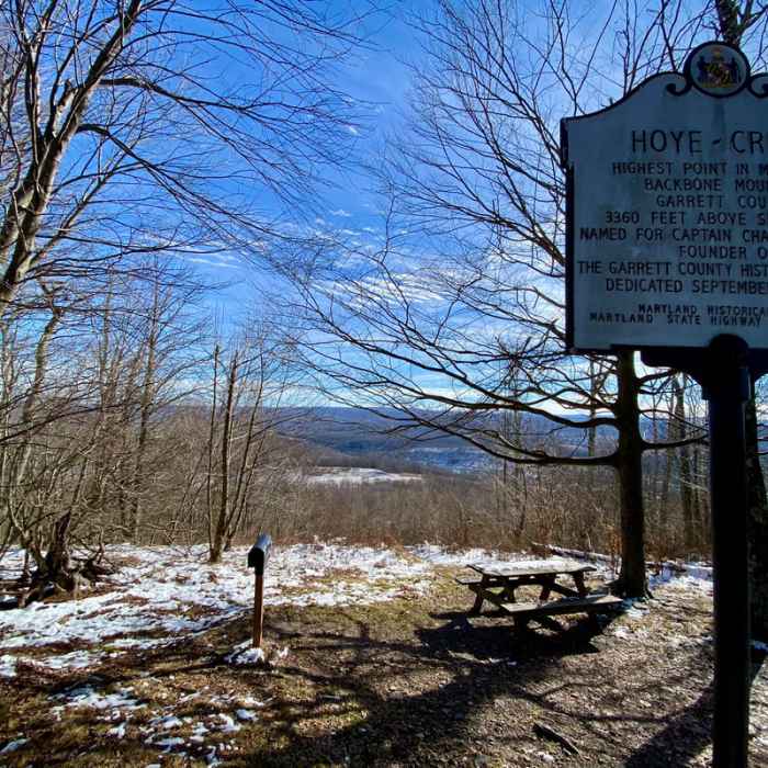 Near Hoye-Crest: Maryland High Point Trail Near Hoye-Crest: Maryland High Point Trail