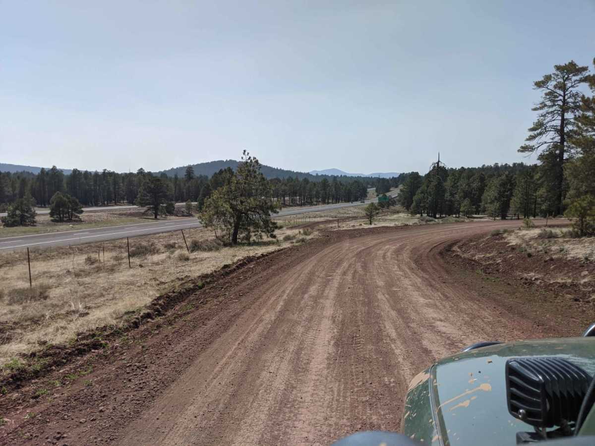 00518 Road trail photo