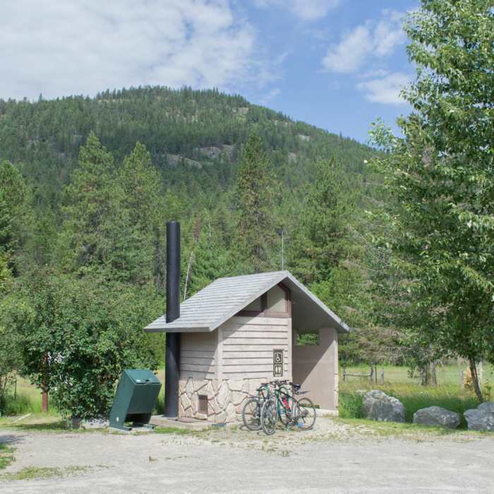 Near Mickinnick Trail