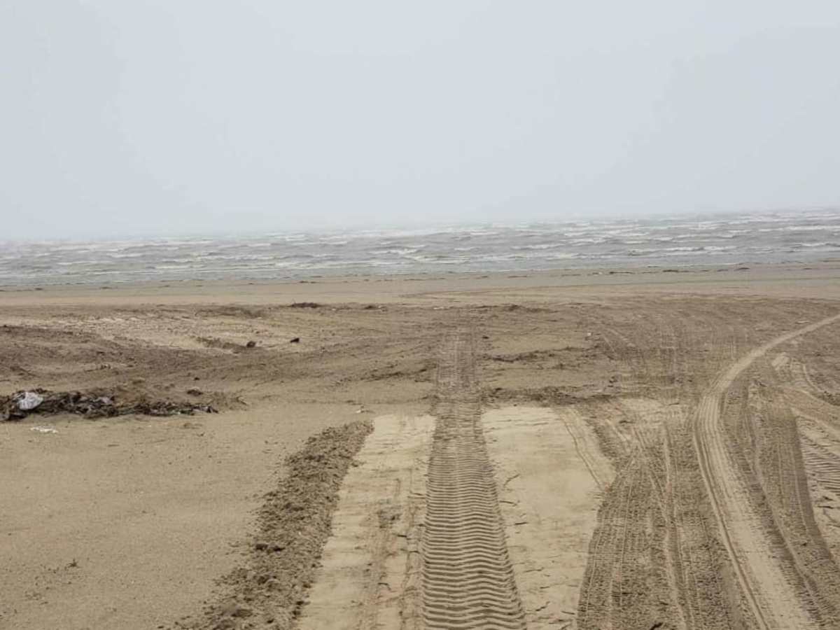 Bolivar Beach photo 6