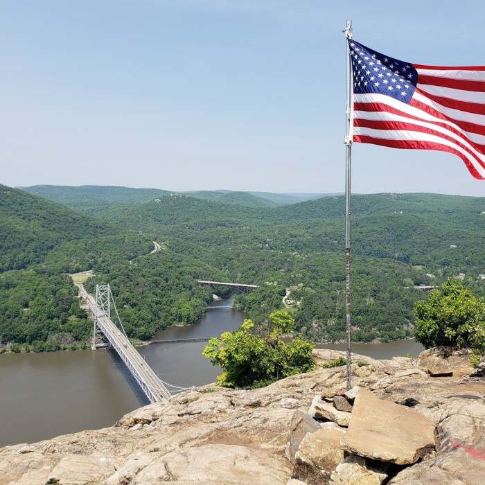 Near Manitou to Camp Smith Trail