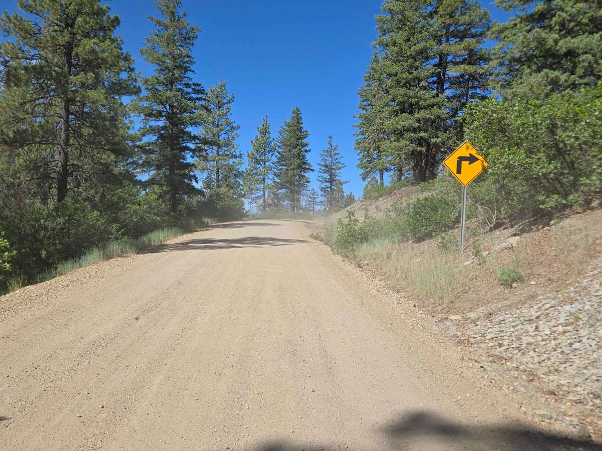 Snow Ranch Road photo 2