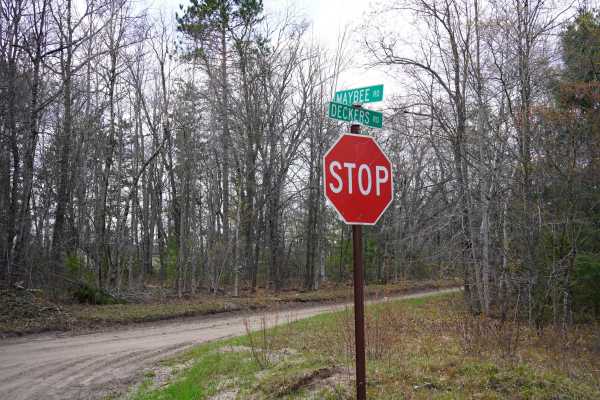 Maybee-Robinson Lake Road