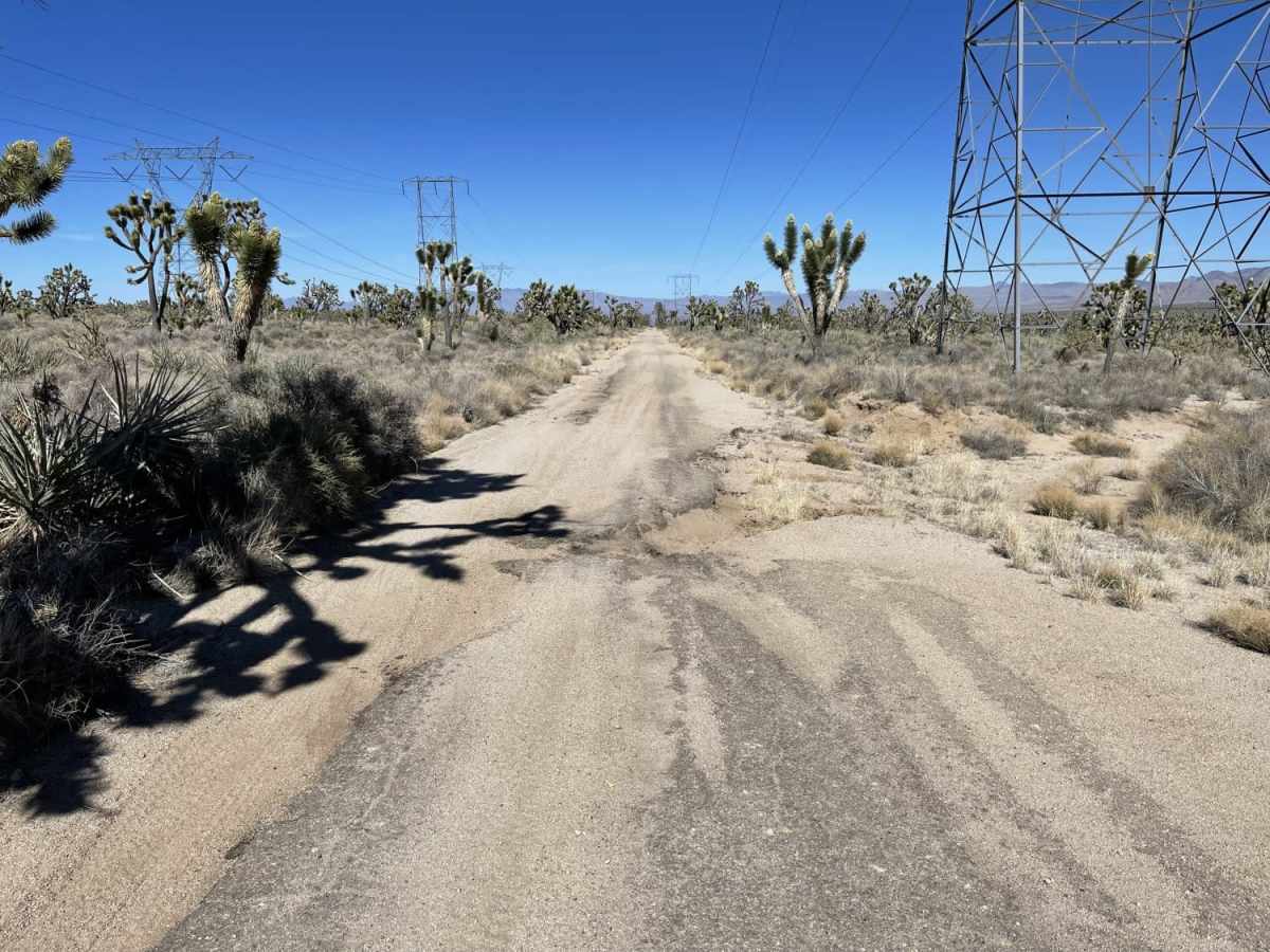 Ivanpah Valley High Voltage Line photo 2