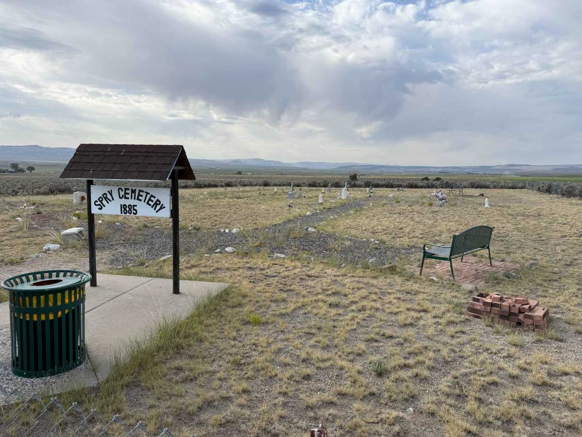 Spry Cemetery - FS 2100, 2750, 2800 photo 6