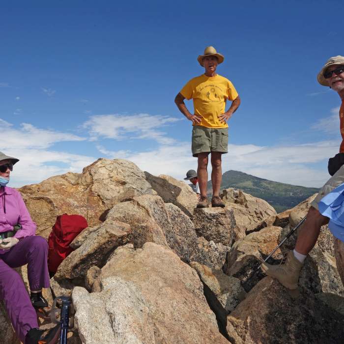 Near Oakzanita Summit Trail