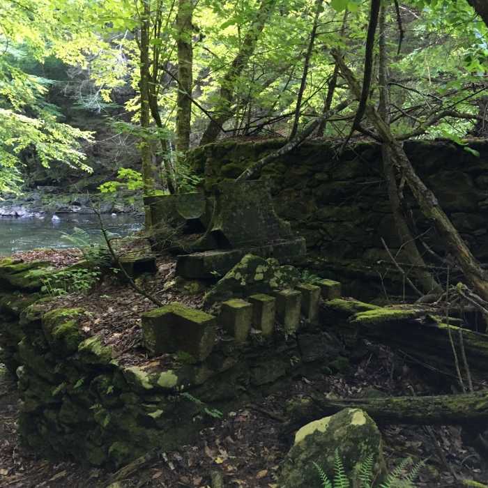 Near Mahican--Mohawk Trail Section 1: Deerfield to Shelburne Falls