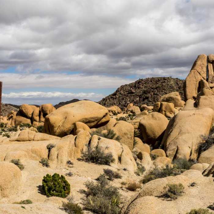 Near Eagle Cliff Mine Hike
