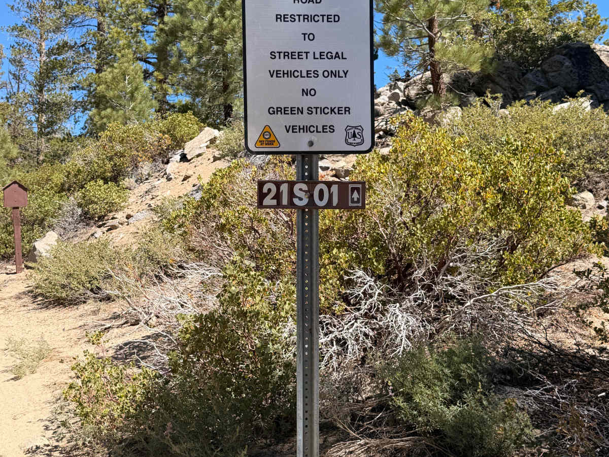 Smith Mountain Road - FS 21S37 trail photo